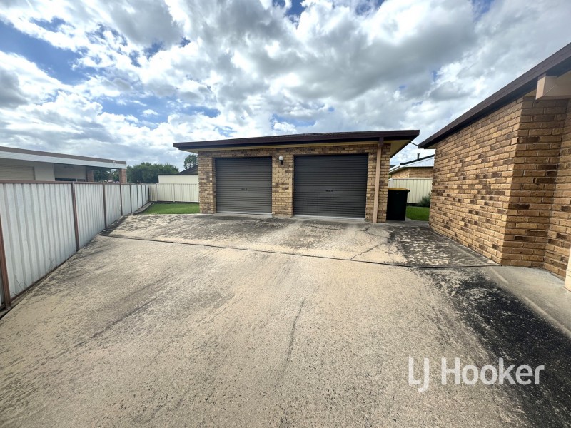 14 Sequoia Place, Inverell NSW 2360