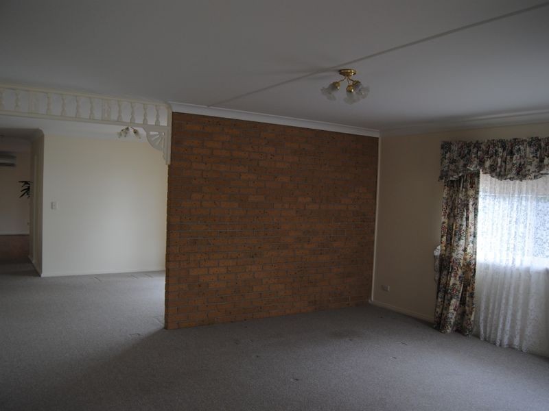 87A Urabatta St, Inverell NSW 2360