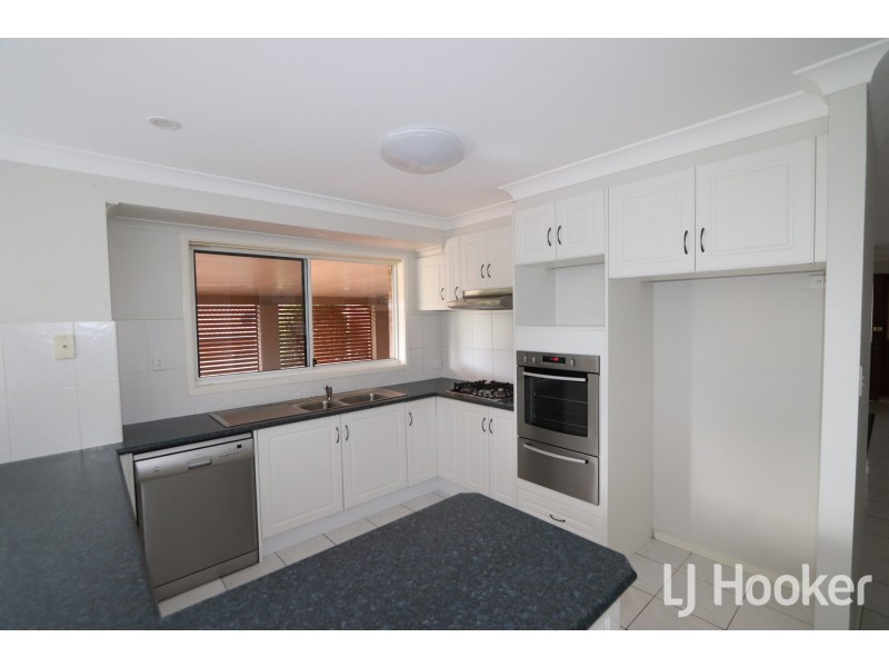 16 Miles Street, Inverell NSW 2360