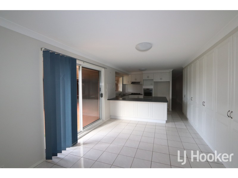 16 Miles Street, Inverell NSW 2360