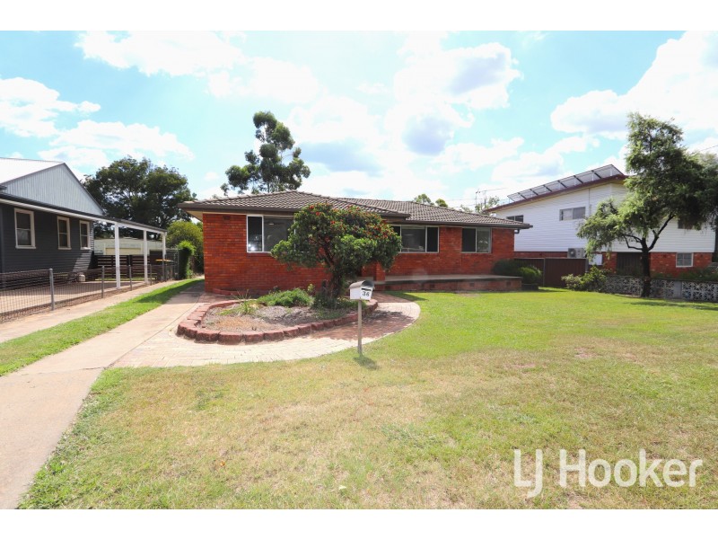 36 Clive Street, Inverell NSW 2360