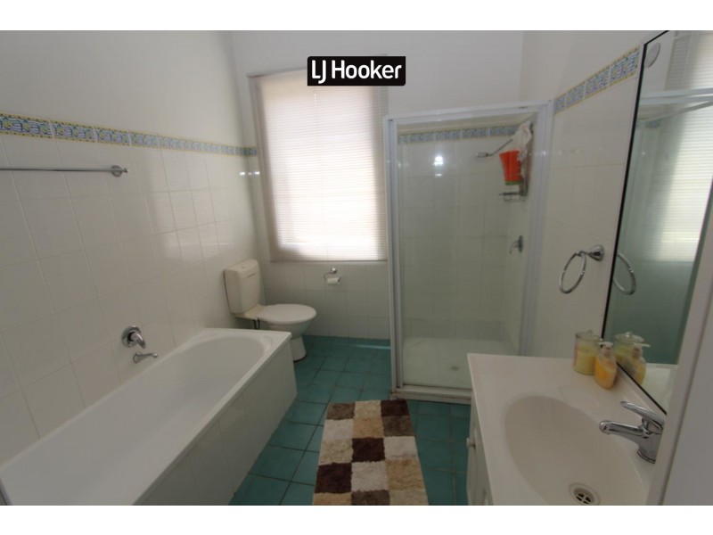 53 Urabatta Street, Inverell NSW 2360