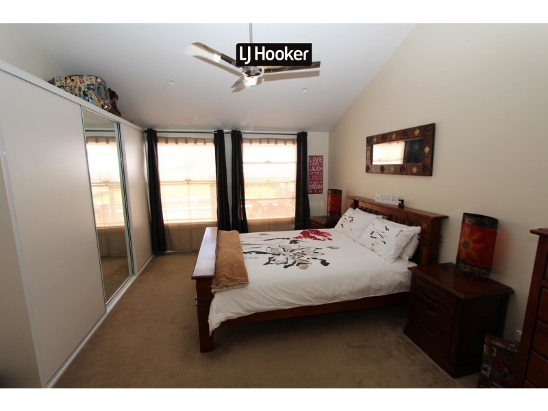 53 Urabatta Street, Inverell NSW 2360