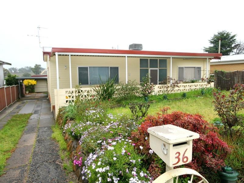 36 Short Street, Inverell NSW 2360