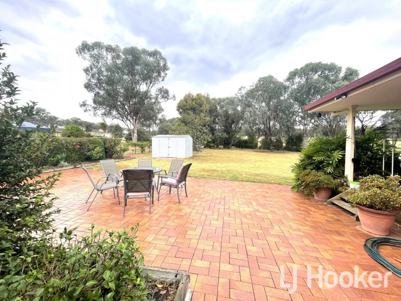 20 Bimbadeen Drive, Inverell NSW 2360