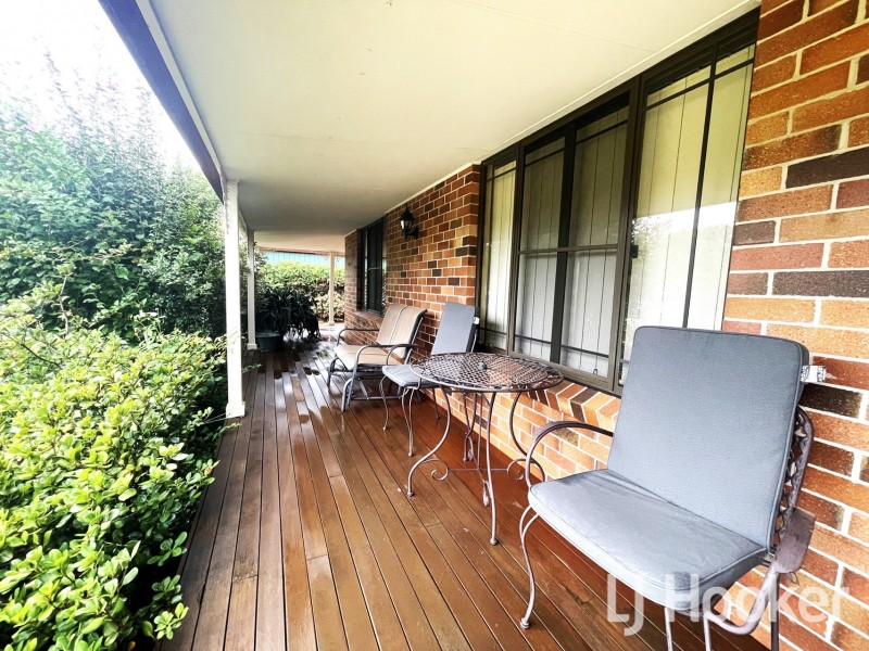 20 Bimbadeen Drive, Inverell NSW 2360