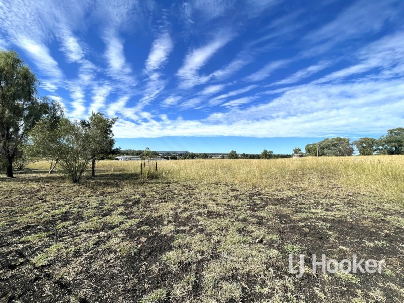 11 Rivendell Road, Inverell NSW 2360