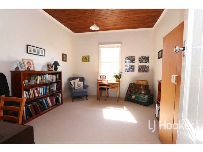 25 Granville Street, Inverell NSW 2360