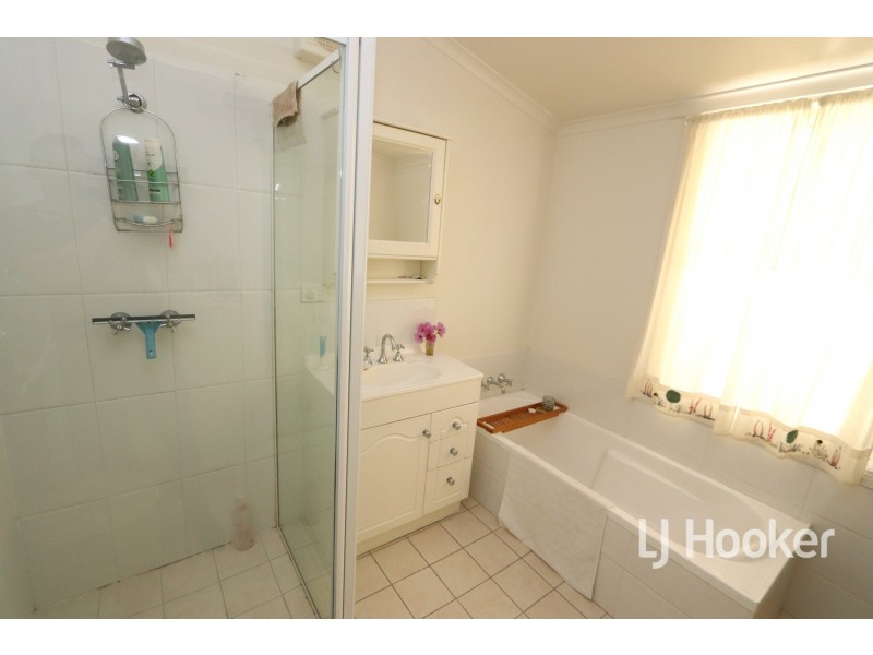 25 Granville Street, Inverell NSW 2360