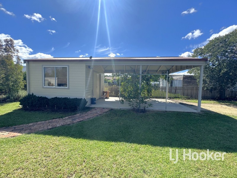 25 Granville Street, Inverell NSW 2360