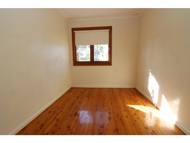 22 Cunningham Place, Inverell NSW 2360