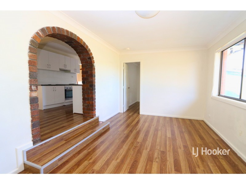 22 Cunningham Place, Inverell NSW 2360