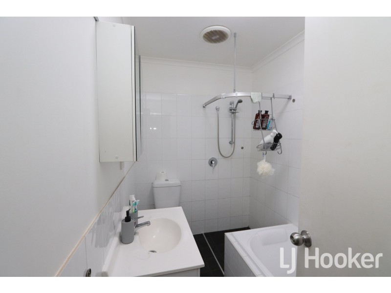 22 Cunningham Place, Inverell NSW 2360