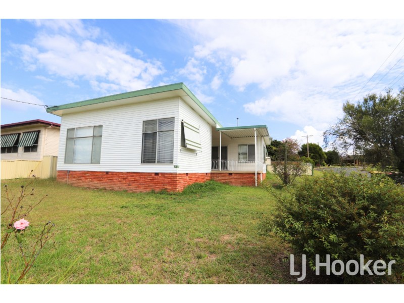 4 Bertha Street, Inverell NSW 2360