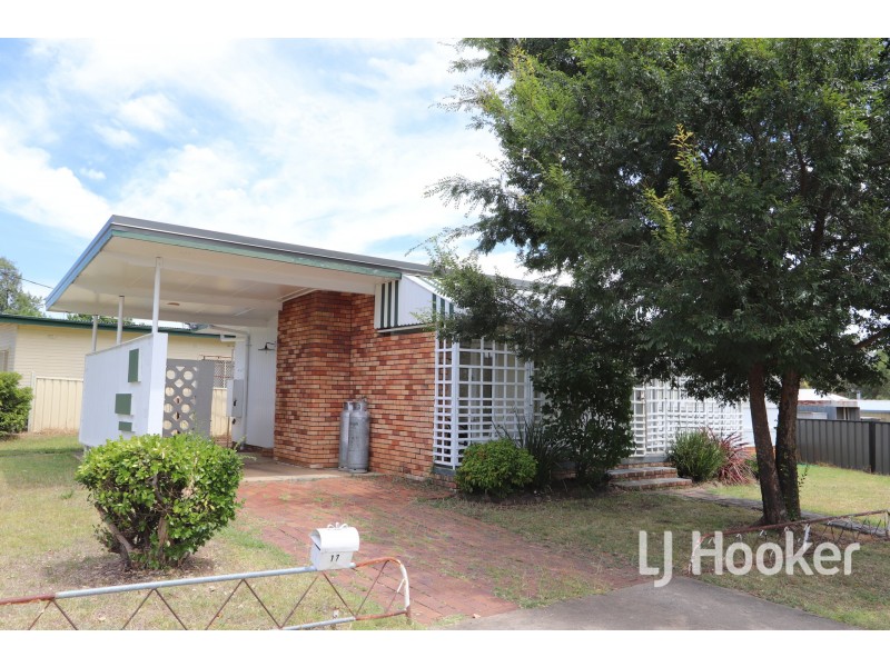 17 Shirley Street, Inverell NSW 2360