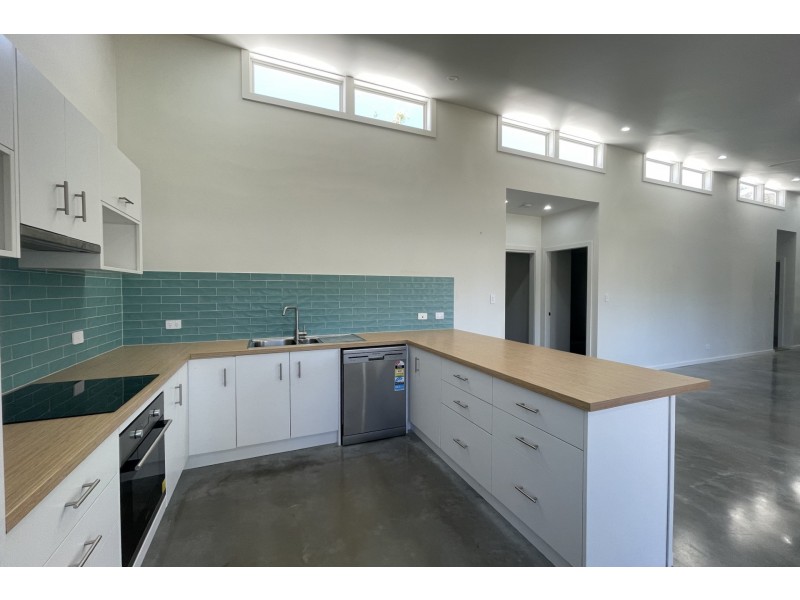 9A Butler Street, Inverell NSW 2360