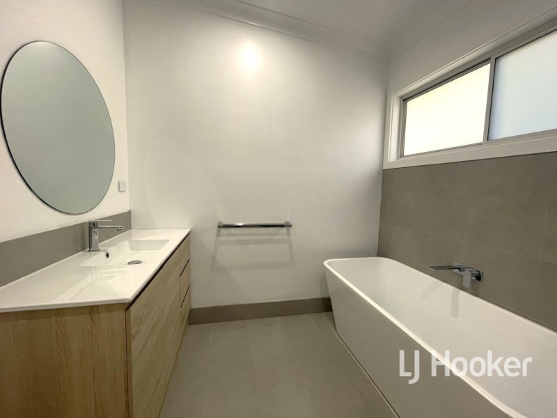 9A Butler Street, Inverell NSW 2360