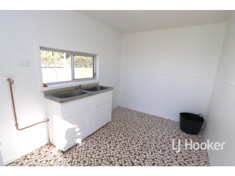 24 Wood Street, Gilgai NSW 2360