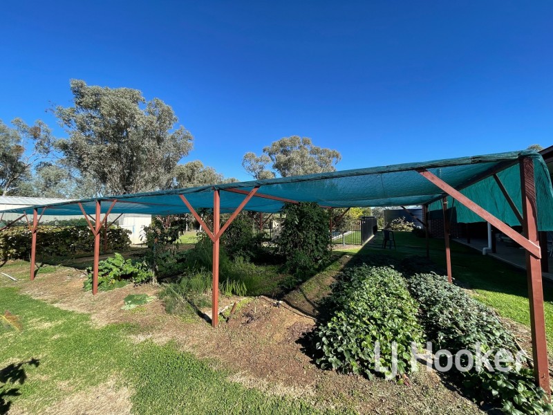 36 Bimbadeen Drive, Inverell NSW 2360