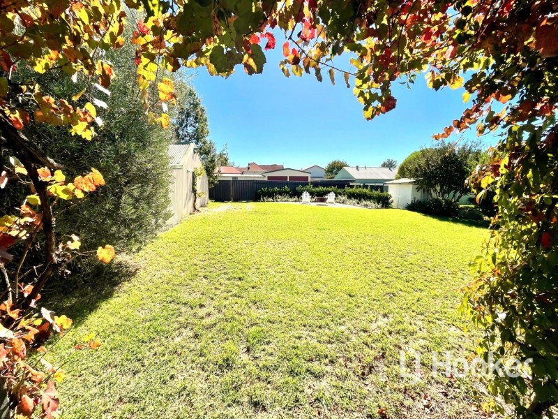 27 High Street, Inverell NSW 2360