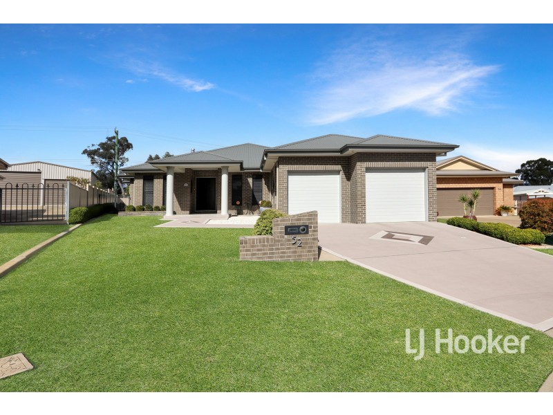 52 Sapphire Street, Inverell NSW 2360