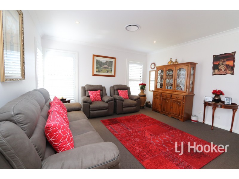 52 Sapphire Street, Inverell NSW 2360