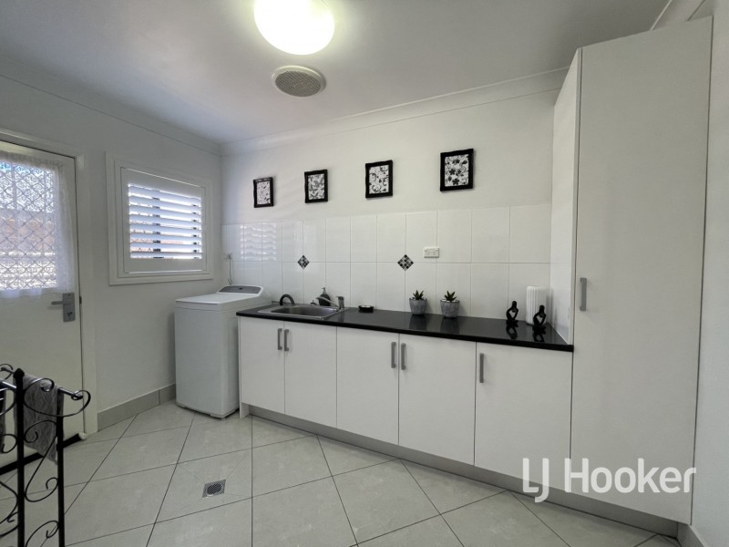 52 Sapphire Street, Inverell NSW 2360