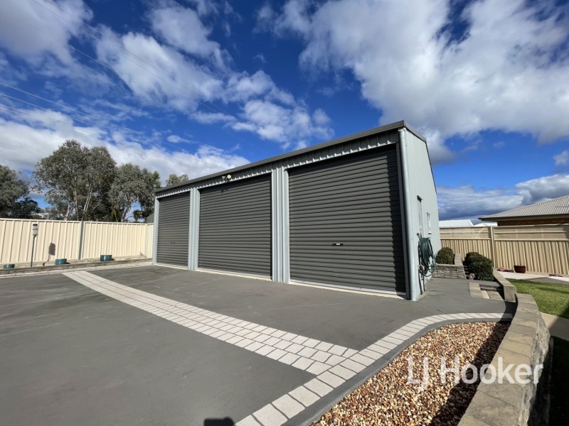 52 Sapphire Street, Inverell NSW 2360