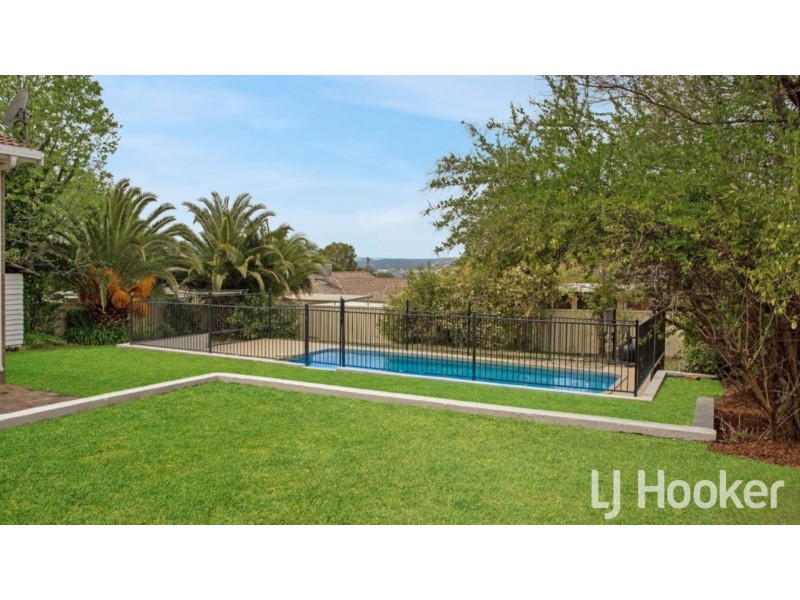 62 Lewin Street, Inverell NSW 2360