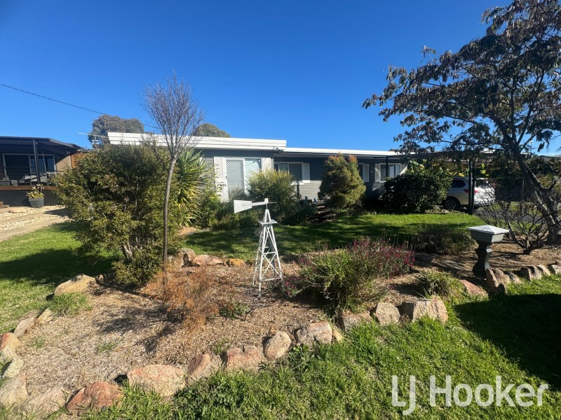 93 Short Street, Inverell NSW 2360