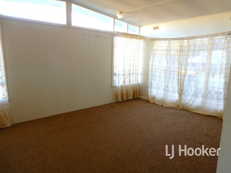 40 Granville Street, Inverell NSW 2360