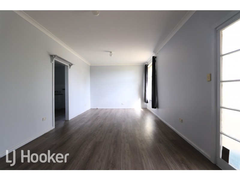 8 Lindsay Avenue, Inverell NSW 2360