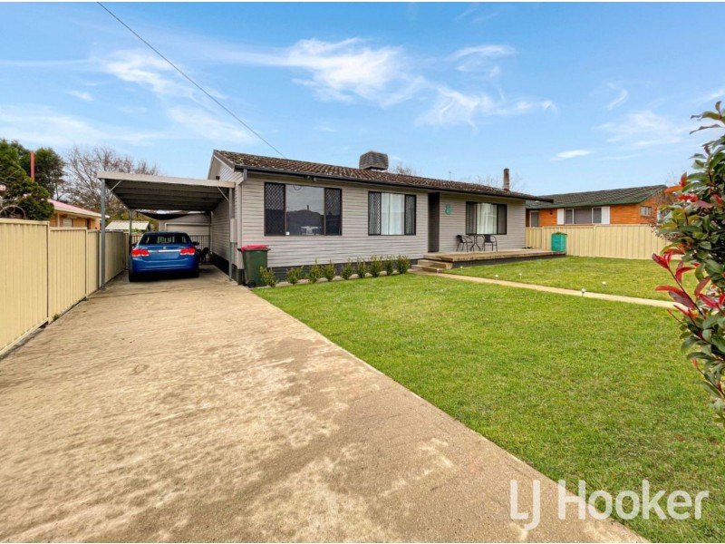 8 Sapphire Street, Inverell NSW 2360