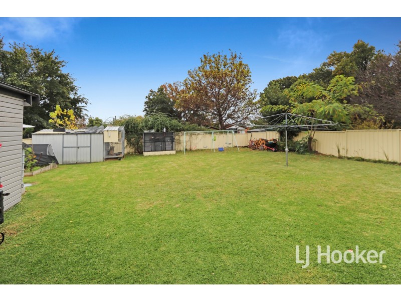 8 Sapphire Street, Inverell NSW 2360