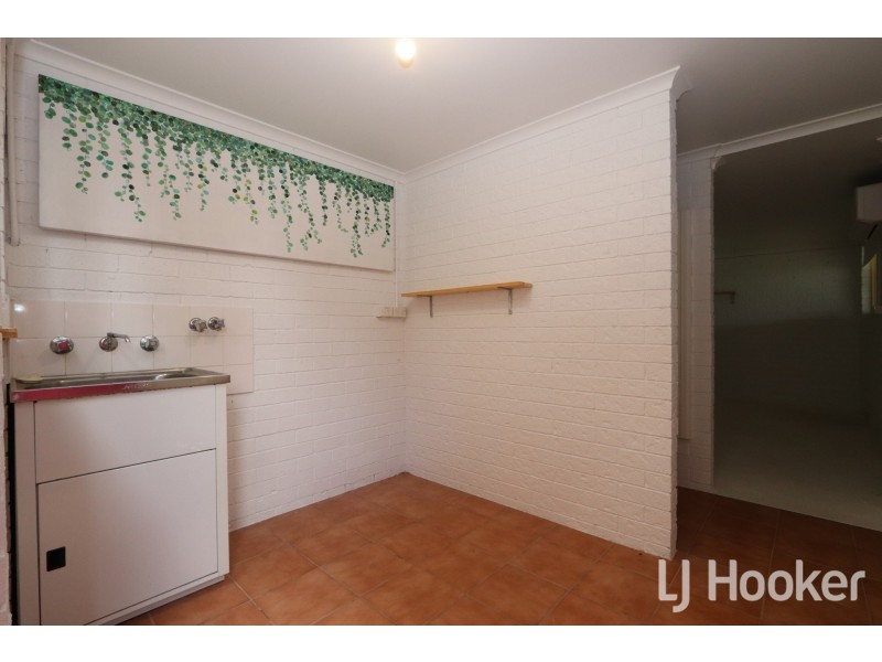 6B Queens Terrace, Inverell NSW 2360