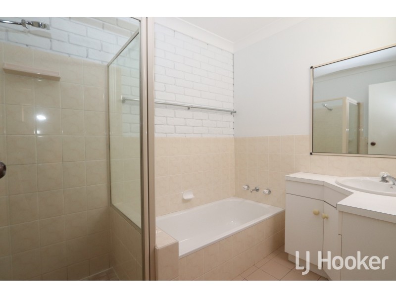 6B Queens Terrace, Inverell NSW 2360