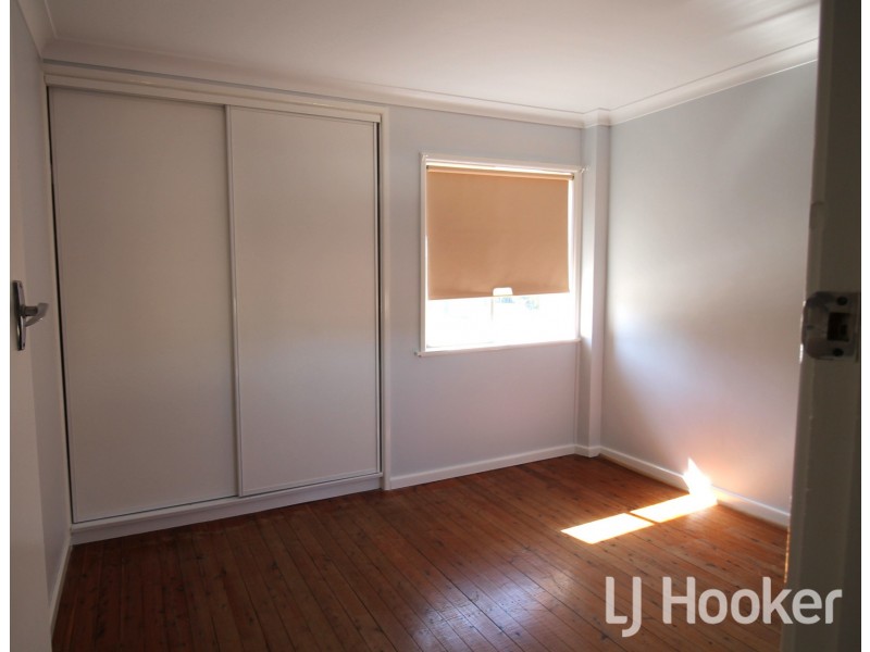 2/36 Moore Street, Inverell NSW 2360