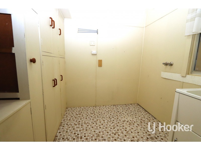 40 May Street, Inverell NSW 2360