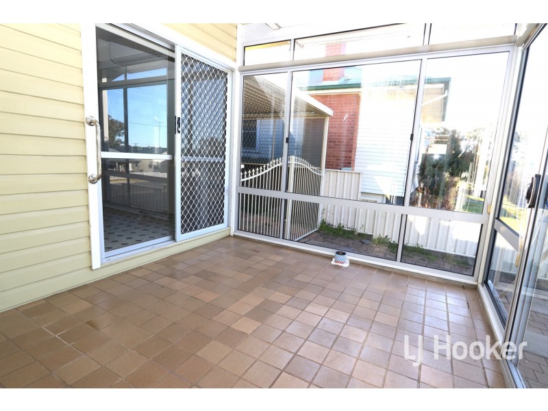 40 May Street, Inverell NSW 2360