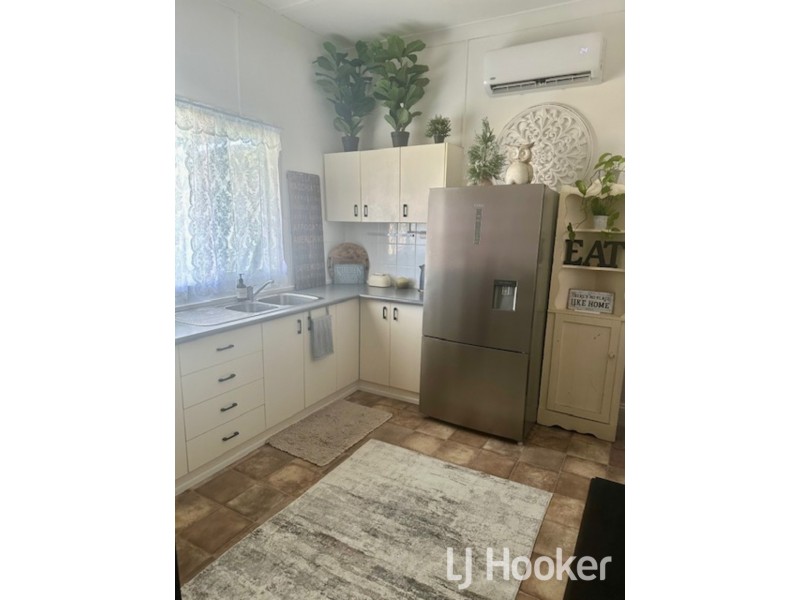 24 Medora Street, Inverell NSW 2360