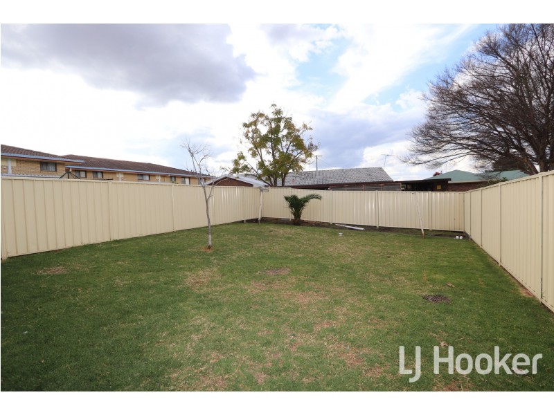 2/135 Warialda Road, Inverell NSW 2360