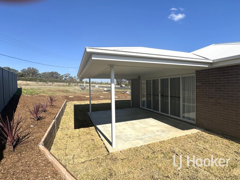 75 Mather Street, Inverell NSW 2360