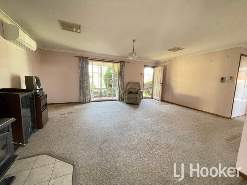 22 Stirling Street, Inverell NSW 2360