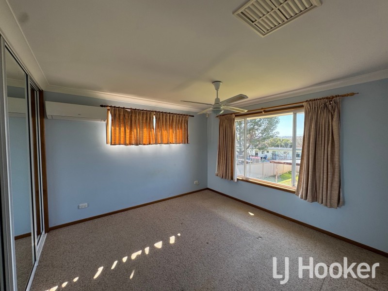 22 Stirling Street, Inverell NSW 2360