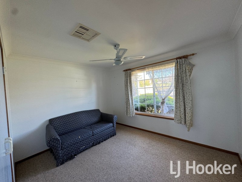 22 Stirling Street, Inverell NSW 2360