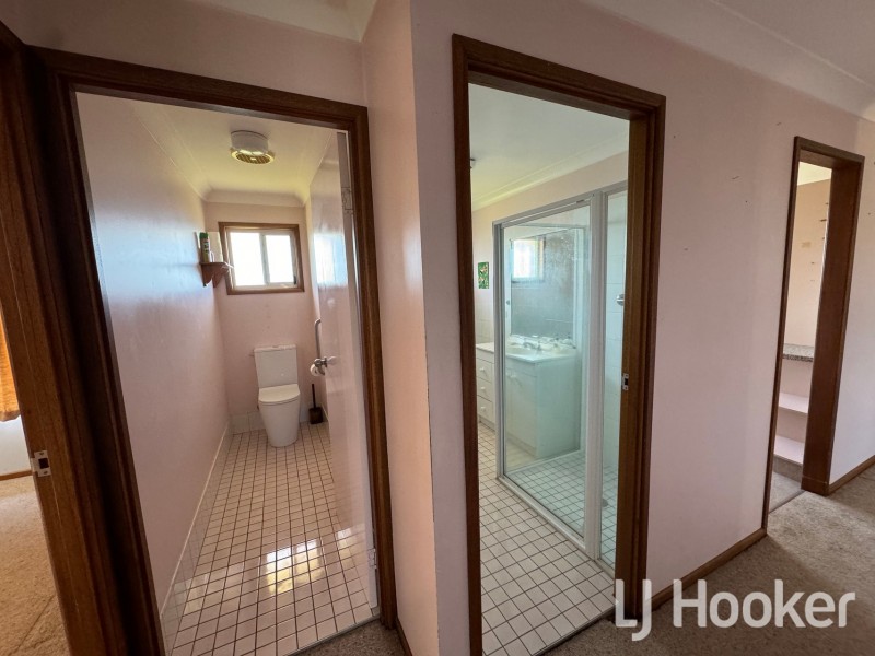 22 Stirling Street, Inverell NSW 2360