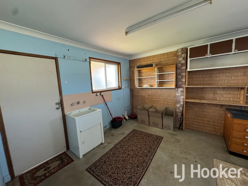 22 Stirling Street, Inverell NSW 2360