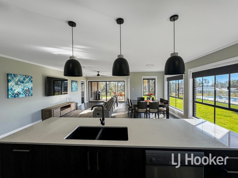 2 Sylvan Drive, Inverell NSW 2360