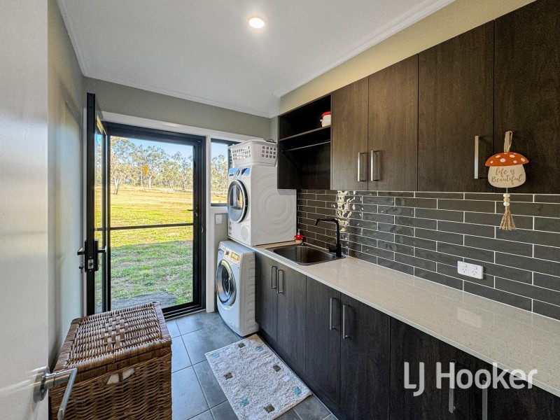2 Sylvan Drive, Inverell NSW 2360