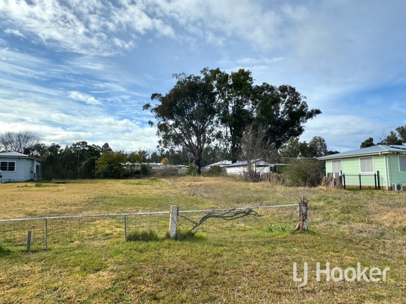 24 Church Street, Gilgai NSW 2360